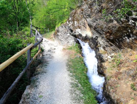 Sentiero della roggia Latschander