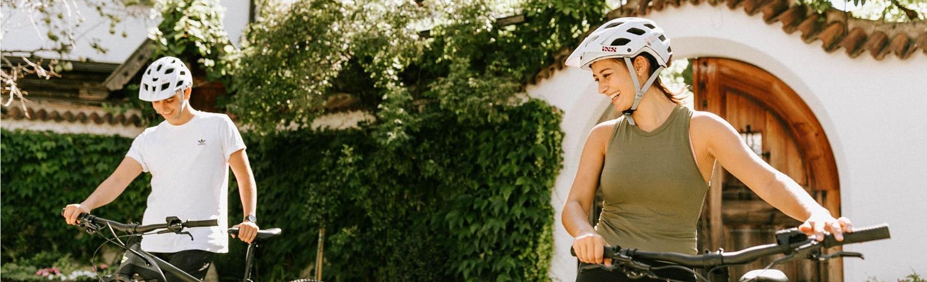 Start your bike tour directly from the Hotel